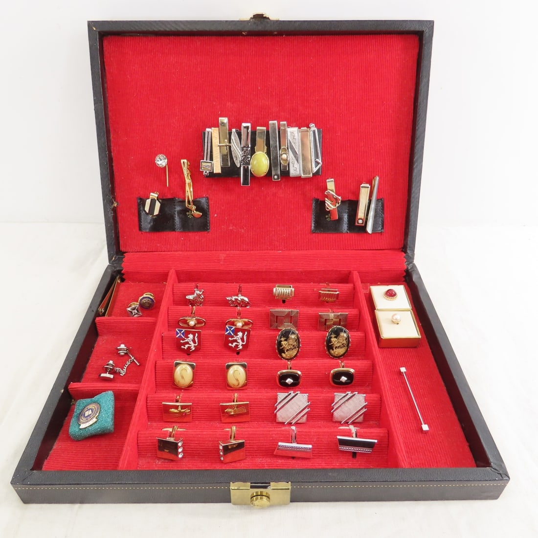 Cufflinks, Tie bars, & other men's accessories (1 of 15)