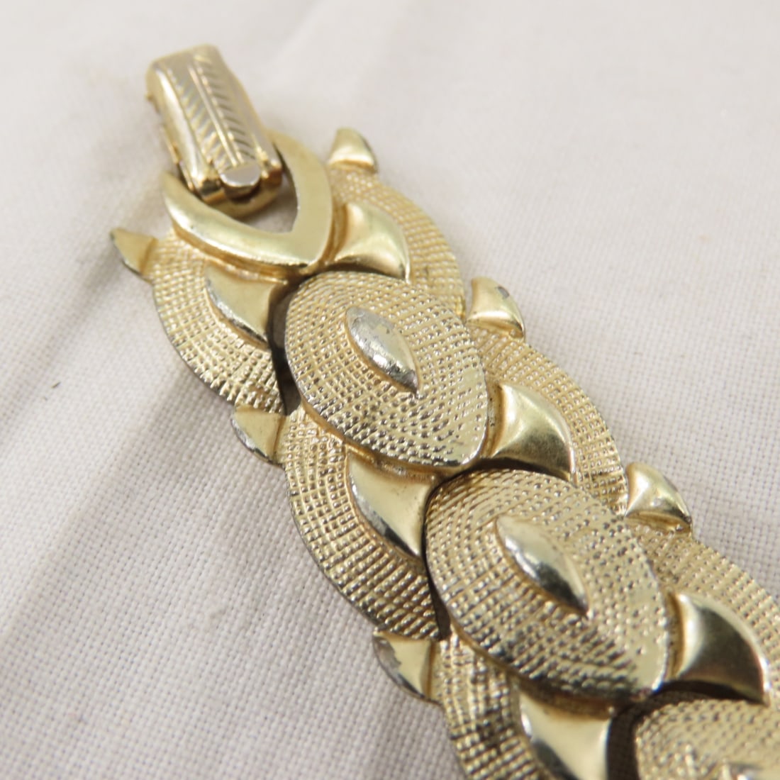 Coro, Carol Brent & Other Vintage Jewelry - 14