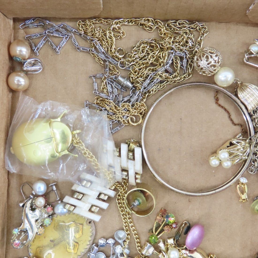 Vintage Jewelry, Fashion Rings and More - 10