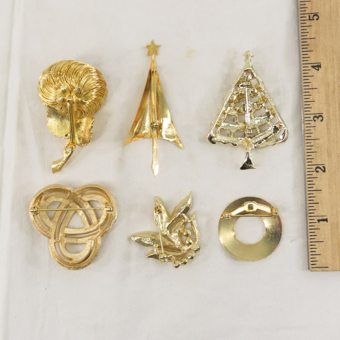 Juliana, Trifari & Other Vintage Brooches - 11