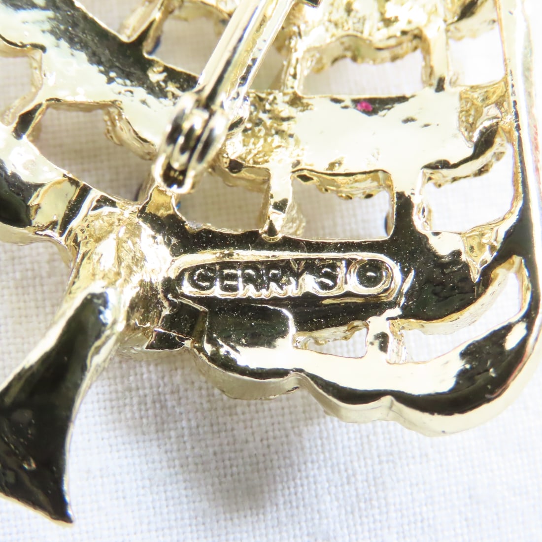 Juliana, Trifari & Other Vintage Brooches - 13