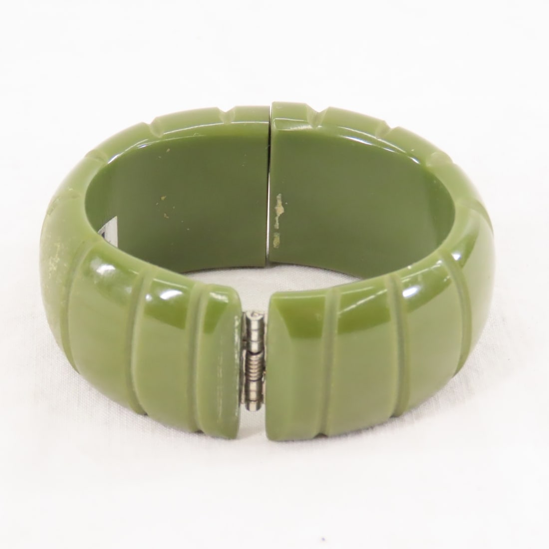 Haskell, Trifari, Bakelite & Vintage Jewelry - 9