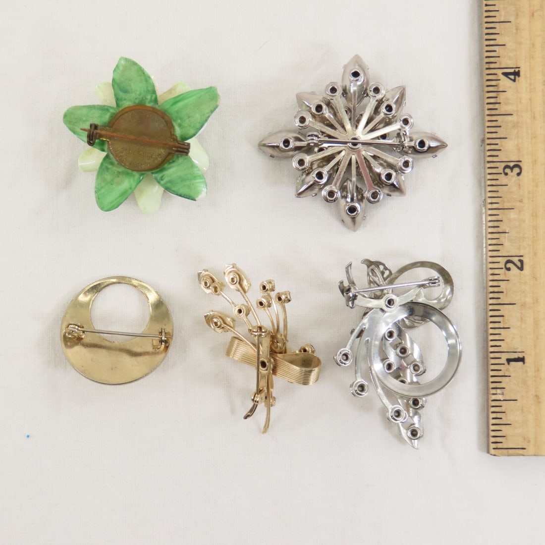 26 Vintage Floral Brooches - 11