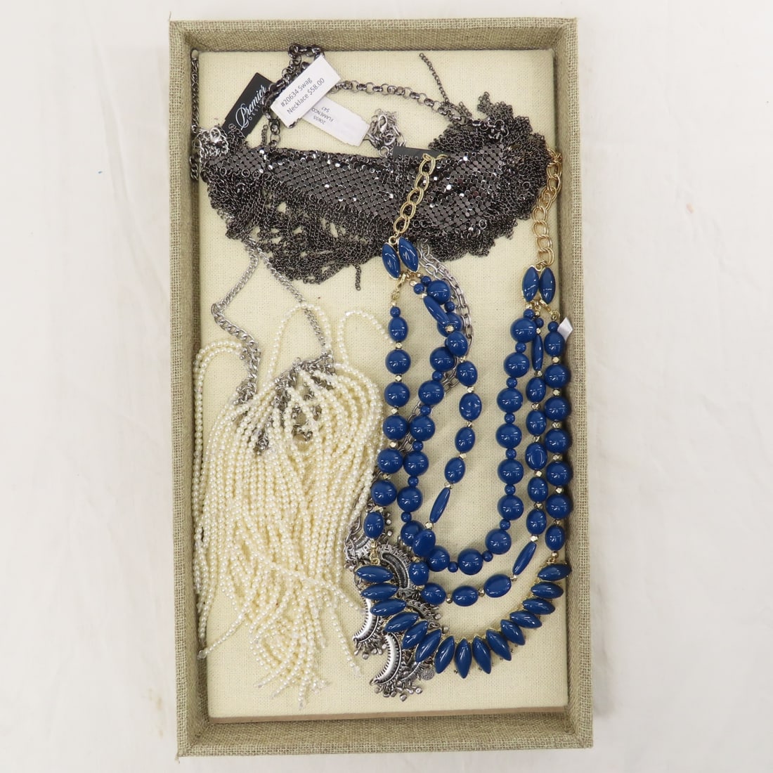 New Premiere Designs Jewelry & Displays - 5