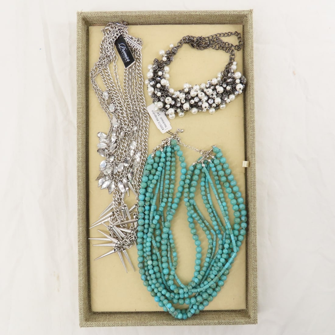 New Premiere Designs Jewelry & Displays - 9