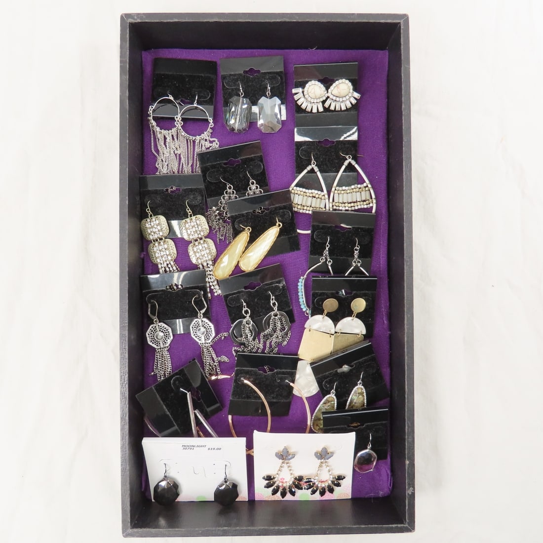 New Premiere Designs Jewelry & Displays - 7