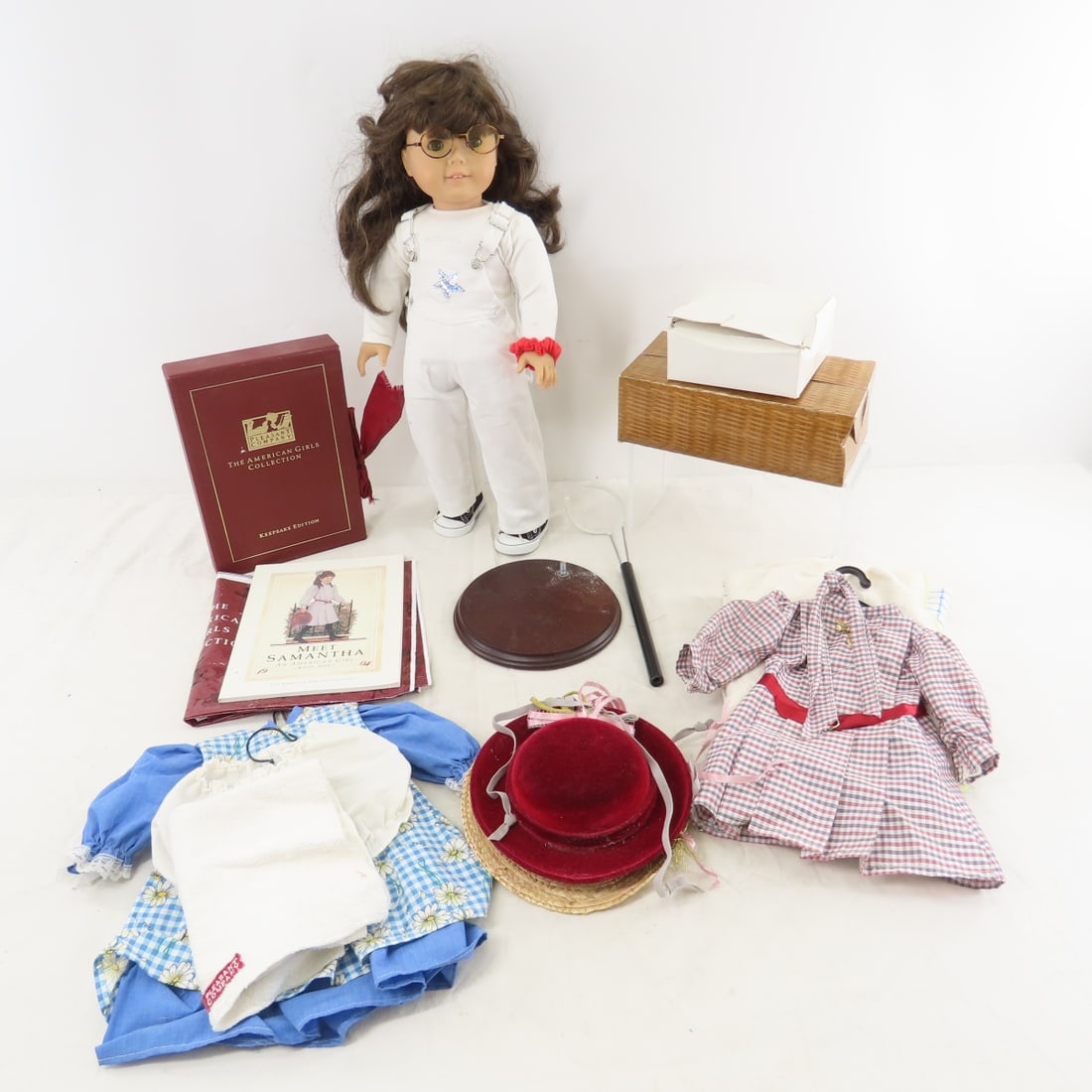 American Girl Samantha Parkington Doll & More: American Girl Samantha Parkington Doll & More - Pleasant Company Historical18" doll in good condition, 3 outfits, shoes, hats, curlers & hair accessories, Book One and 6 book keepsake edition,