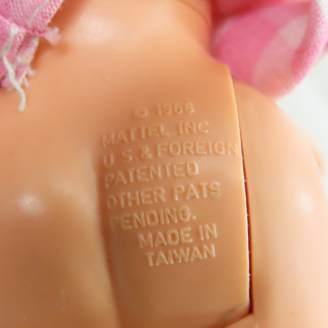 Quick Curl, Pretty Changes, Kissing Barbie & More - 5