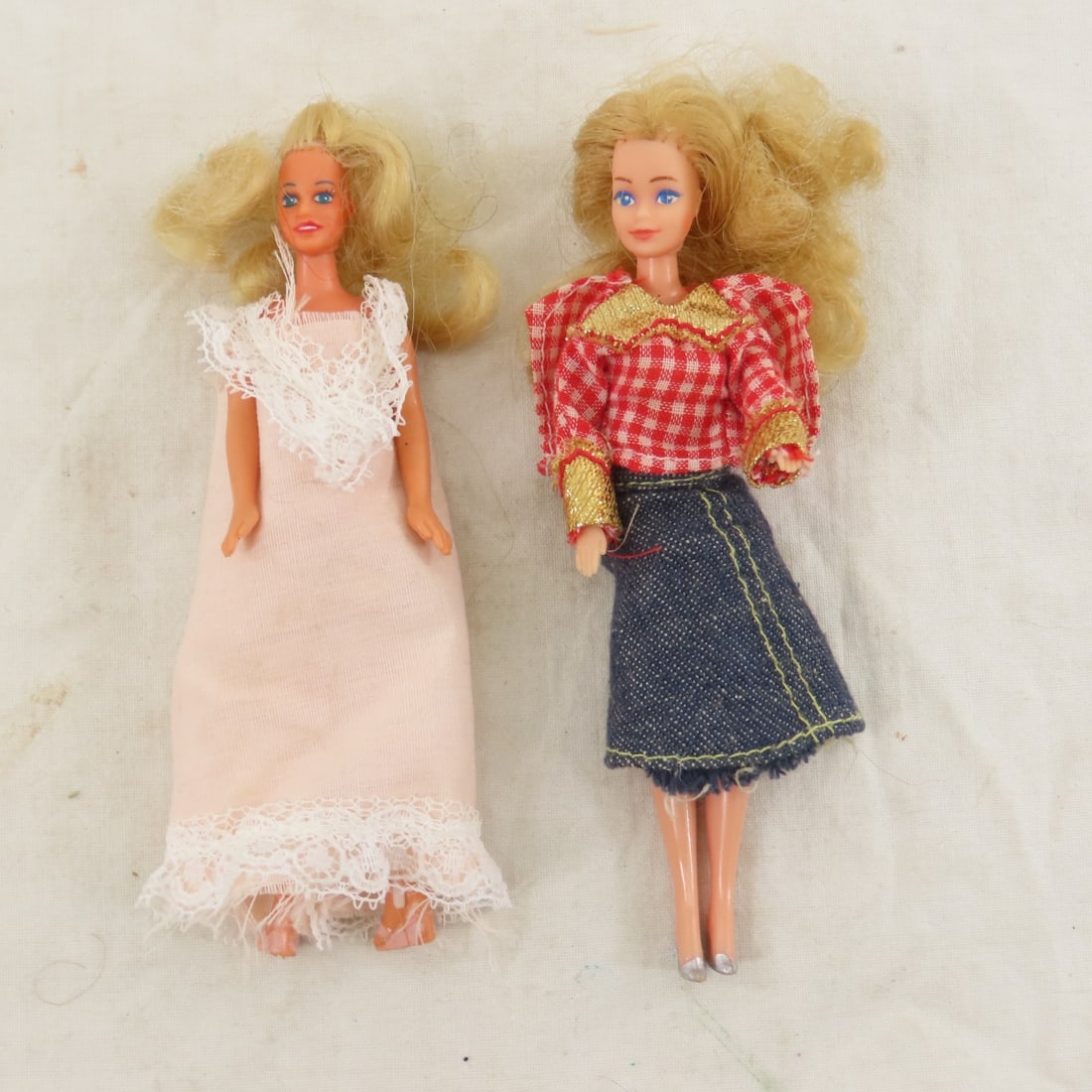 17 Vintage Kenner Glamour Dolls & Accessories - 13