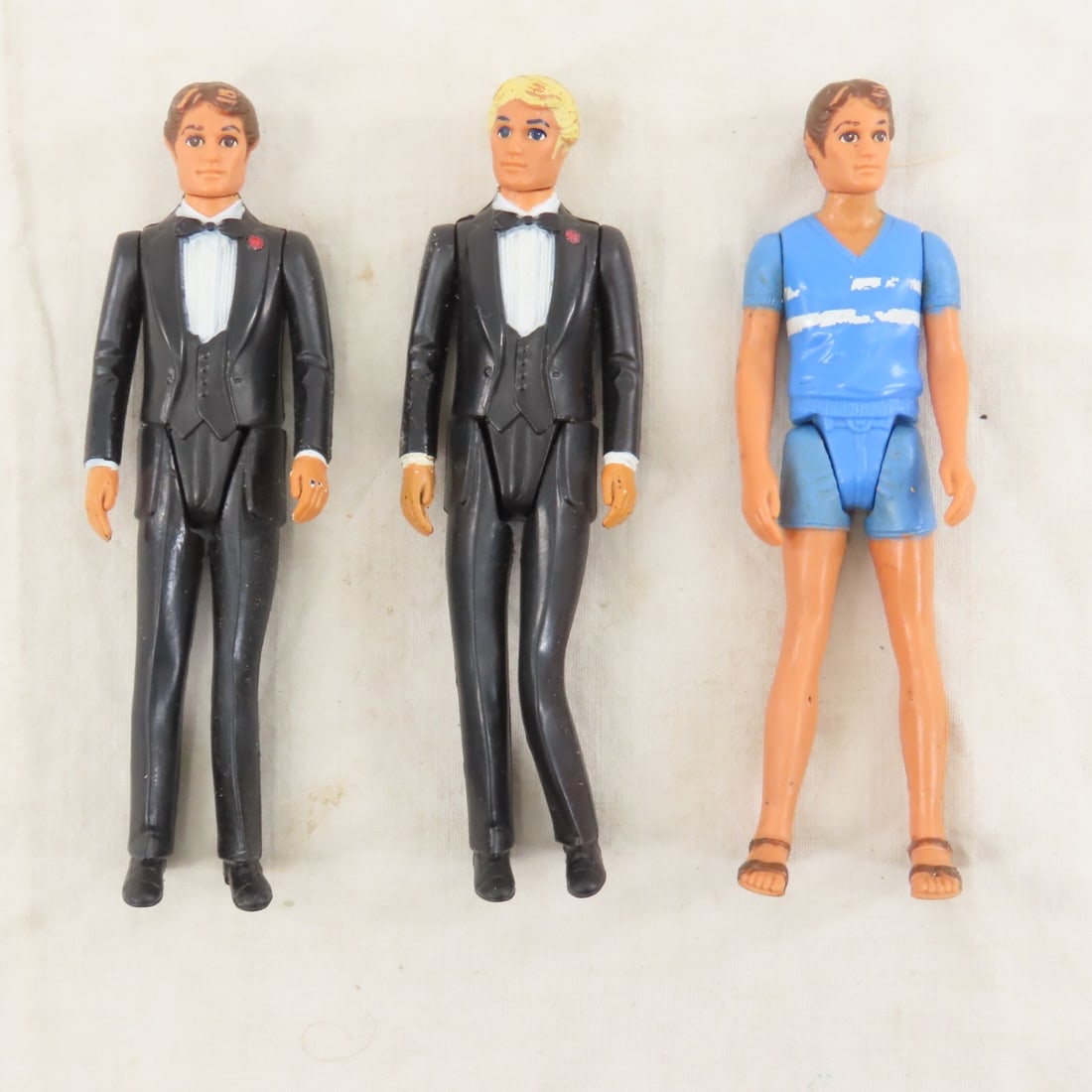 17 Vintage Kenner Glamour Dolls & Accessories - 15