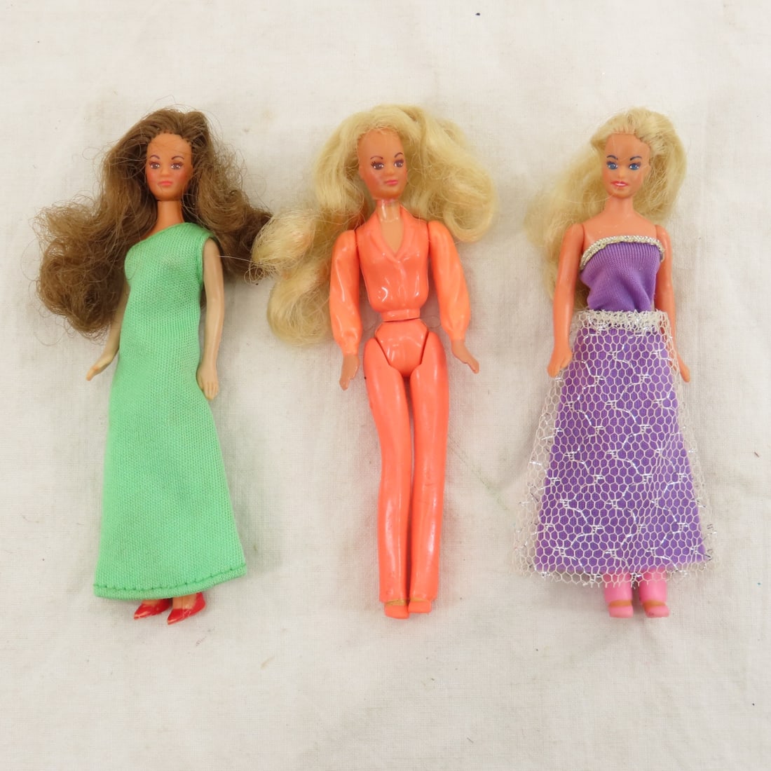 17 Vintage Kenner Glamour Dolls & Accessories - 2
