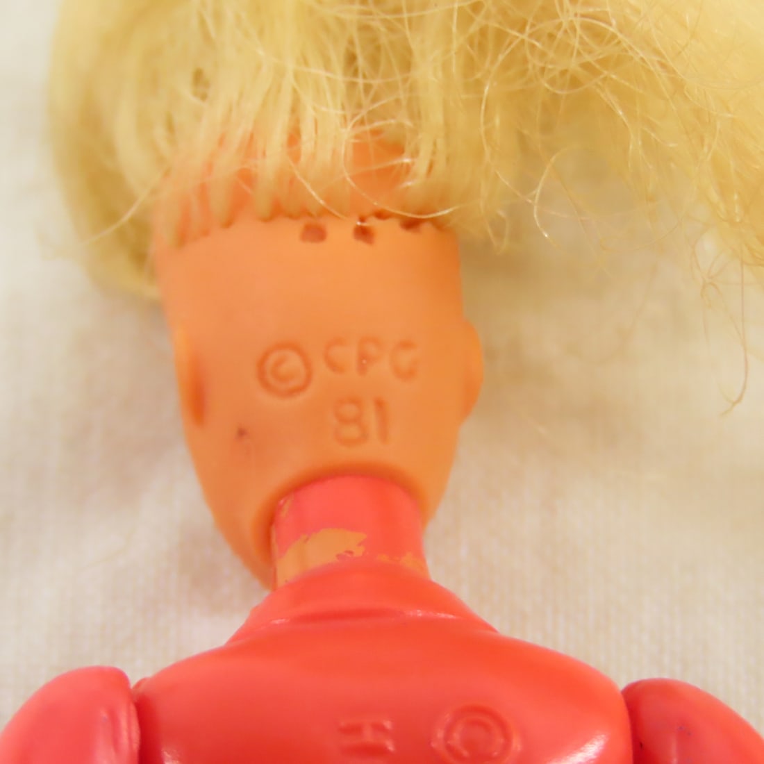 17 Vintage Kenner Glamour Dolls & Accessories - 8