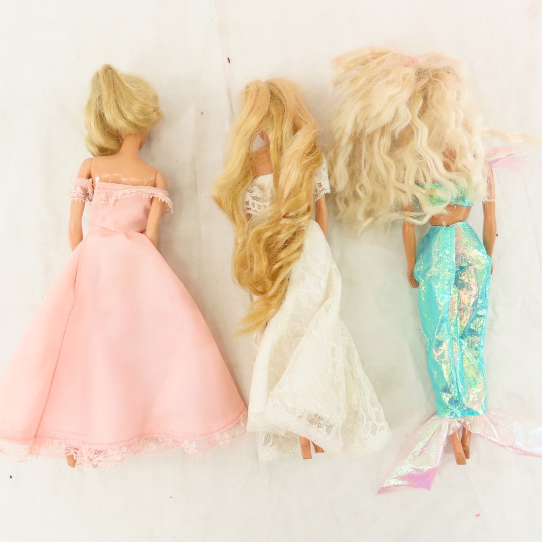 20+ 1980-2000's Barbie Dolls-Blonde - some stands - 8