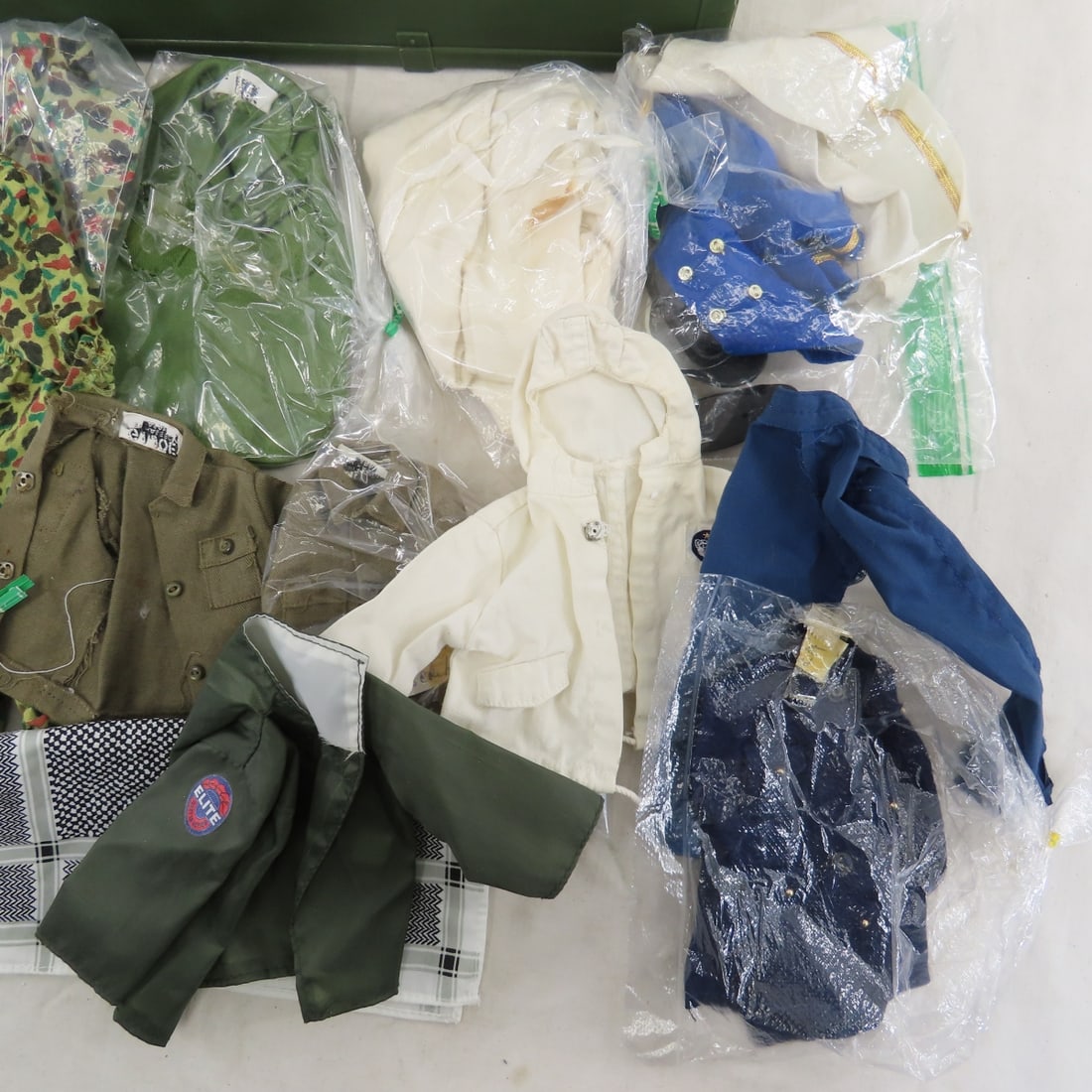 GI Joe, Ultimate Soldier & Soldiers Of the World - 15