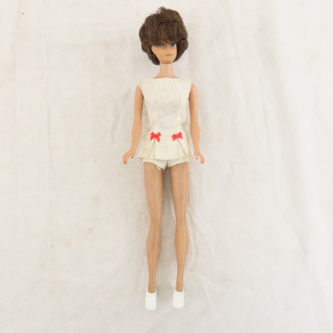 3 Bubblecut Barbies and Black Label Clothing - 6