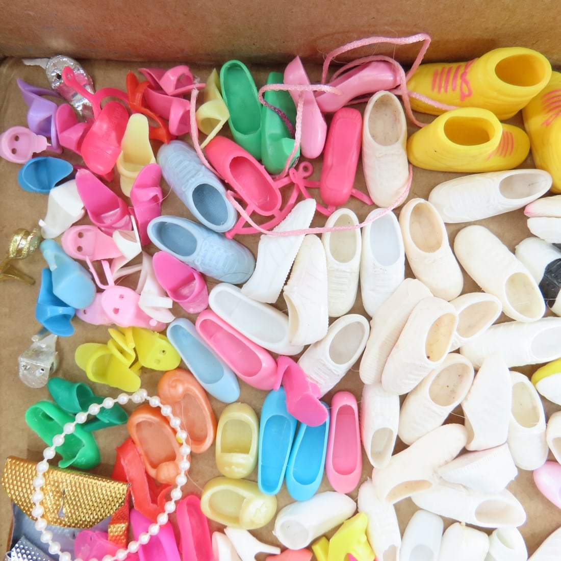 Barbie, Skipper & Other Doll Shoes, Boots & Purses - 2