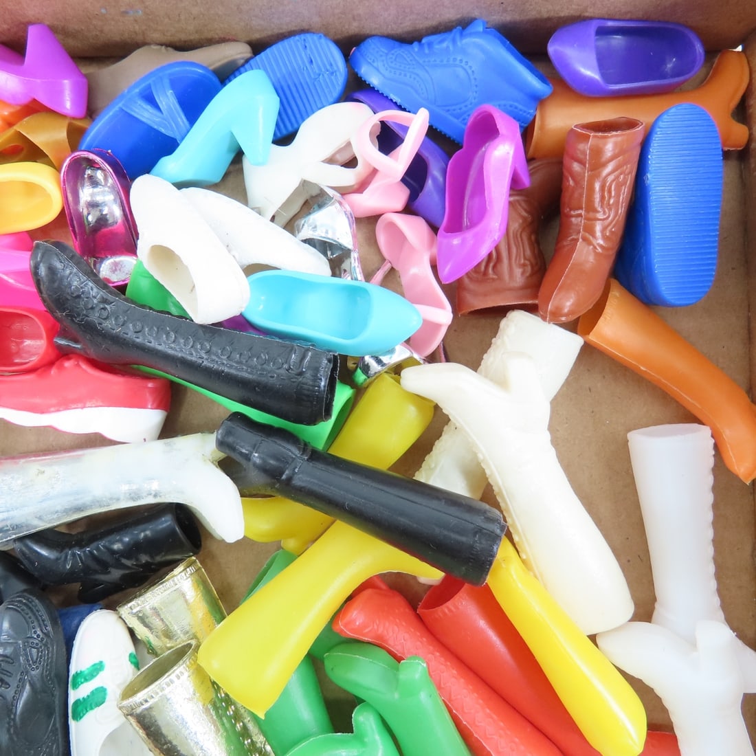 Barbie, Skipper & Other Doll Shoes, Boots & Purses - 4