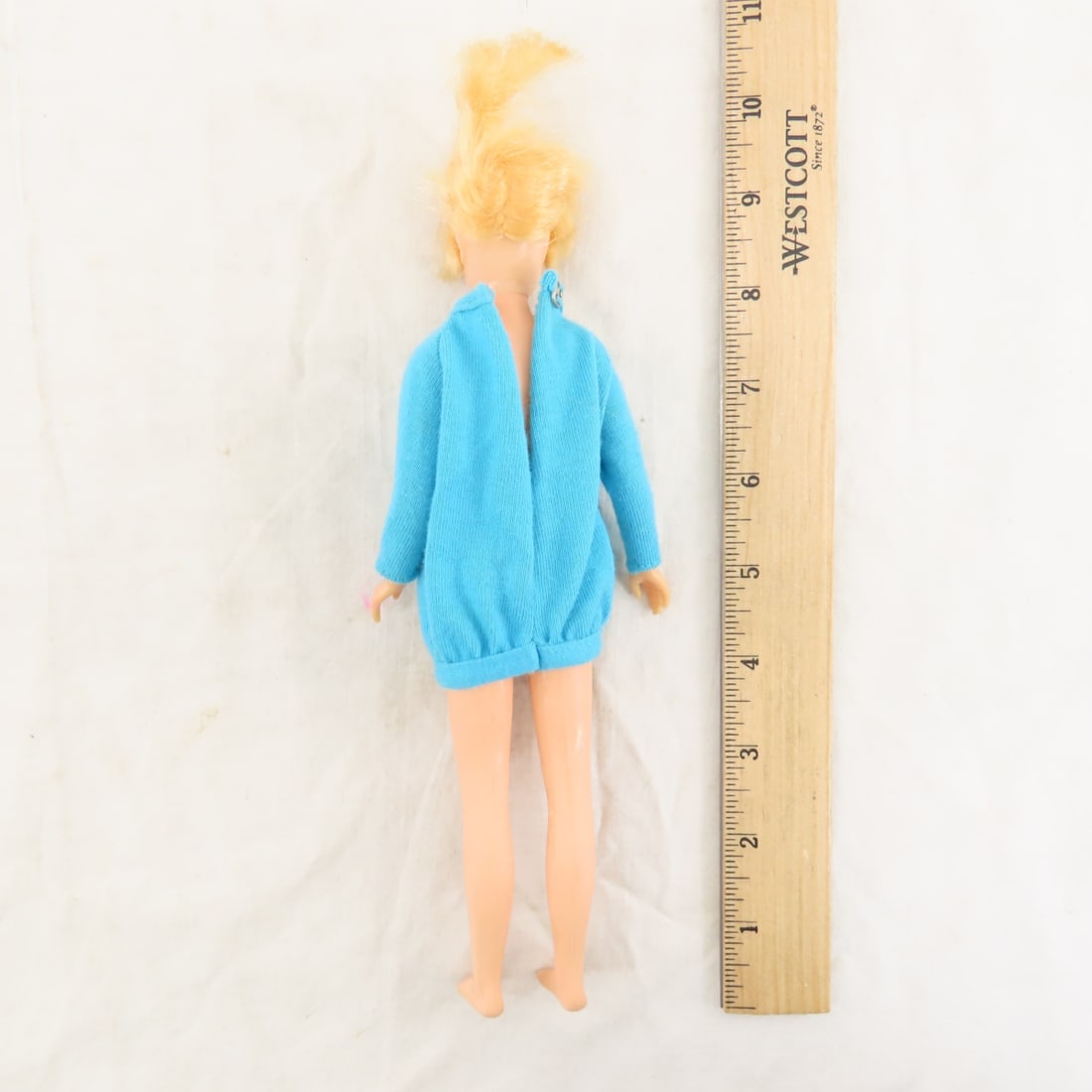 4 Skipper Dolls -1030,1105 (2) & 1117 - 4