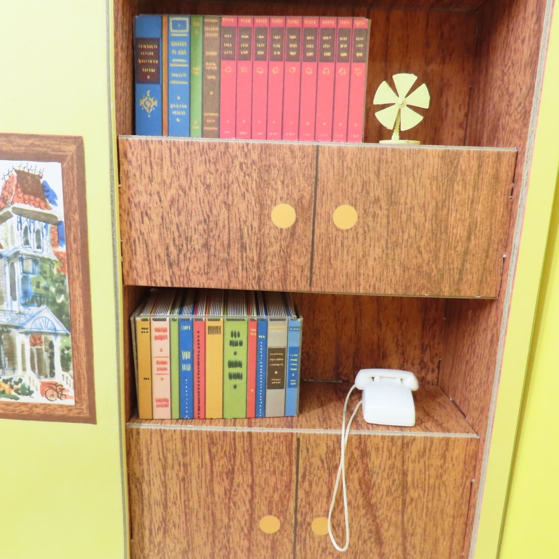 Original 1962 Barbie Dream House - 13