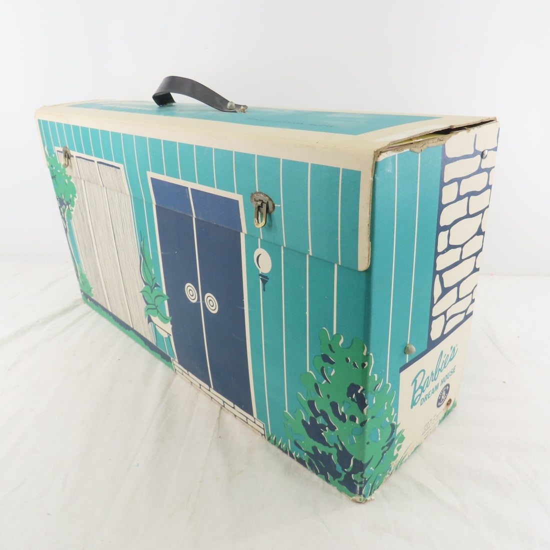 Original 1962 Barbie Dream House - 16