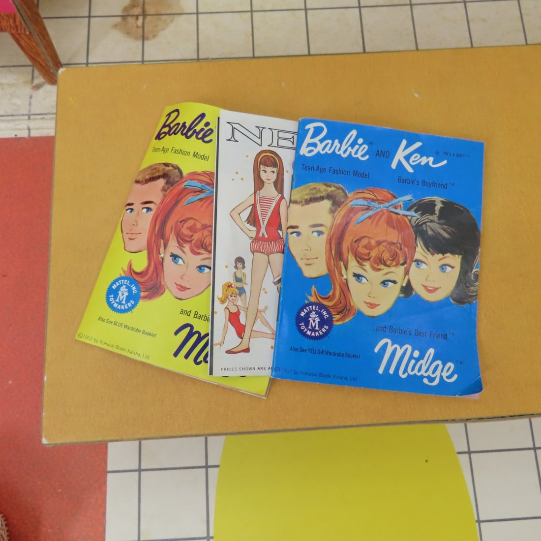 Original 1962 Barbie Dream House - 7