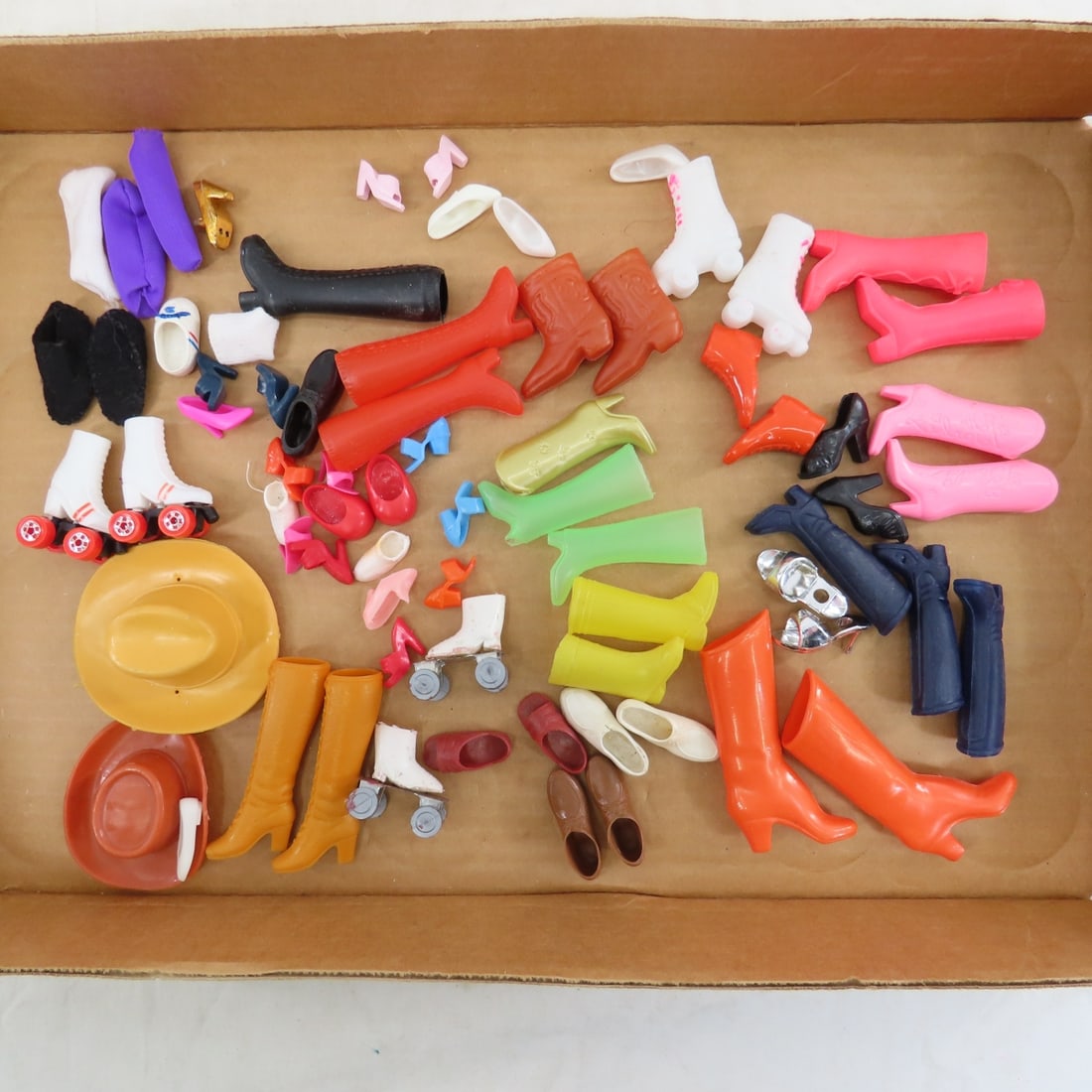 Barbie & Other Fashion Doll Clothing & Accessories - 13