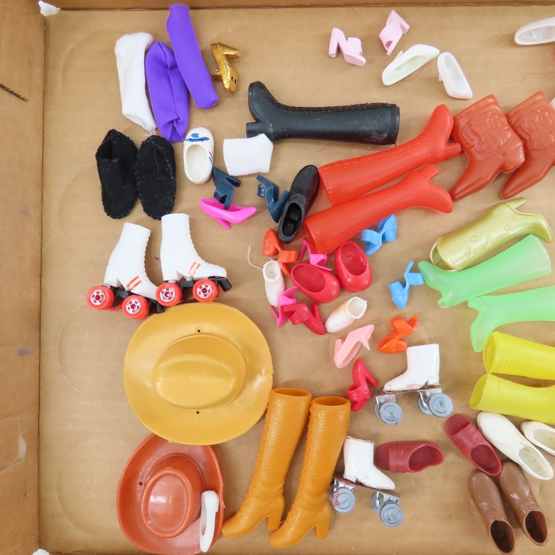 Barbie & Other Fashion Doll Clothing & Accessories - 14