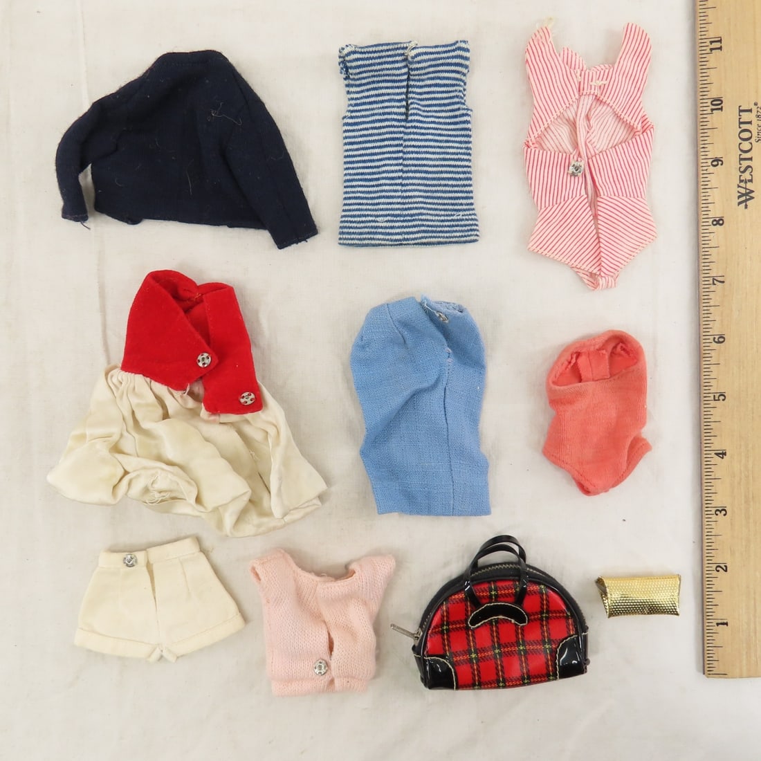 1961-62 Blonde Straight Leg Bubblecut Barbie - 14