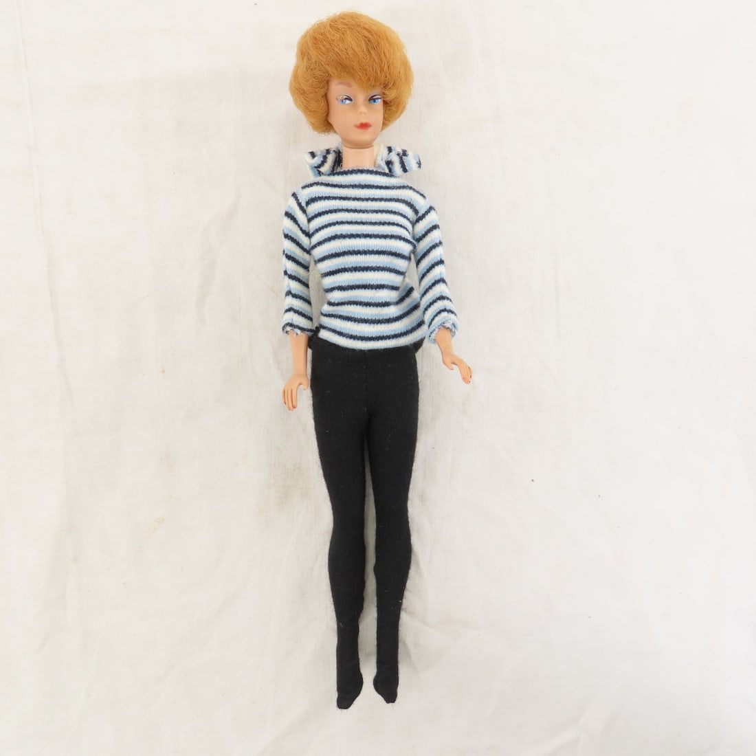 1961-62 Blonde Straight Leg Bubblecut Barbie - 2