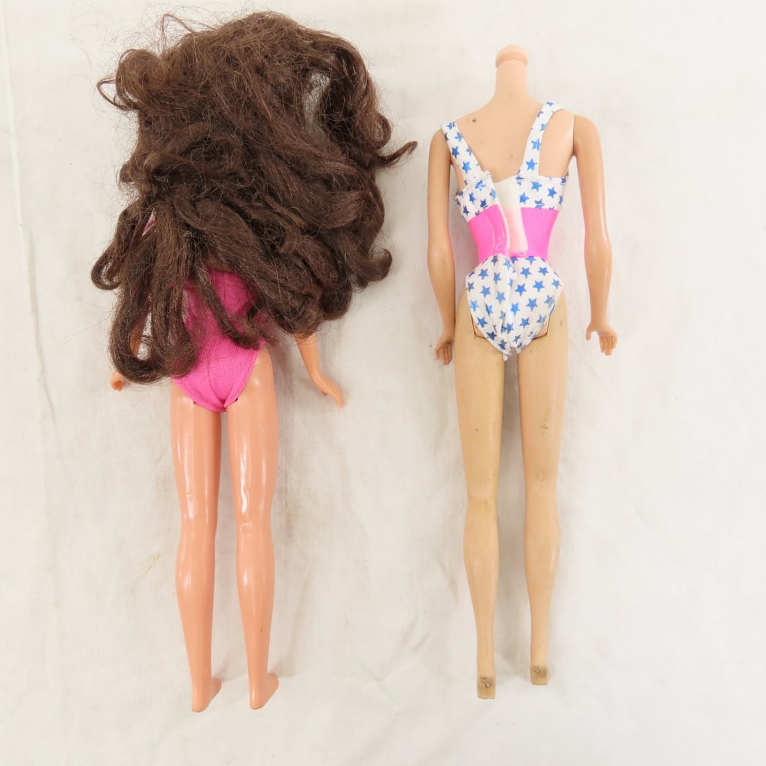 10 Barbie, Ken & Friend Dolls - 16