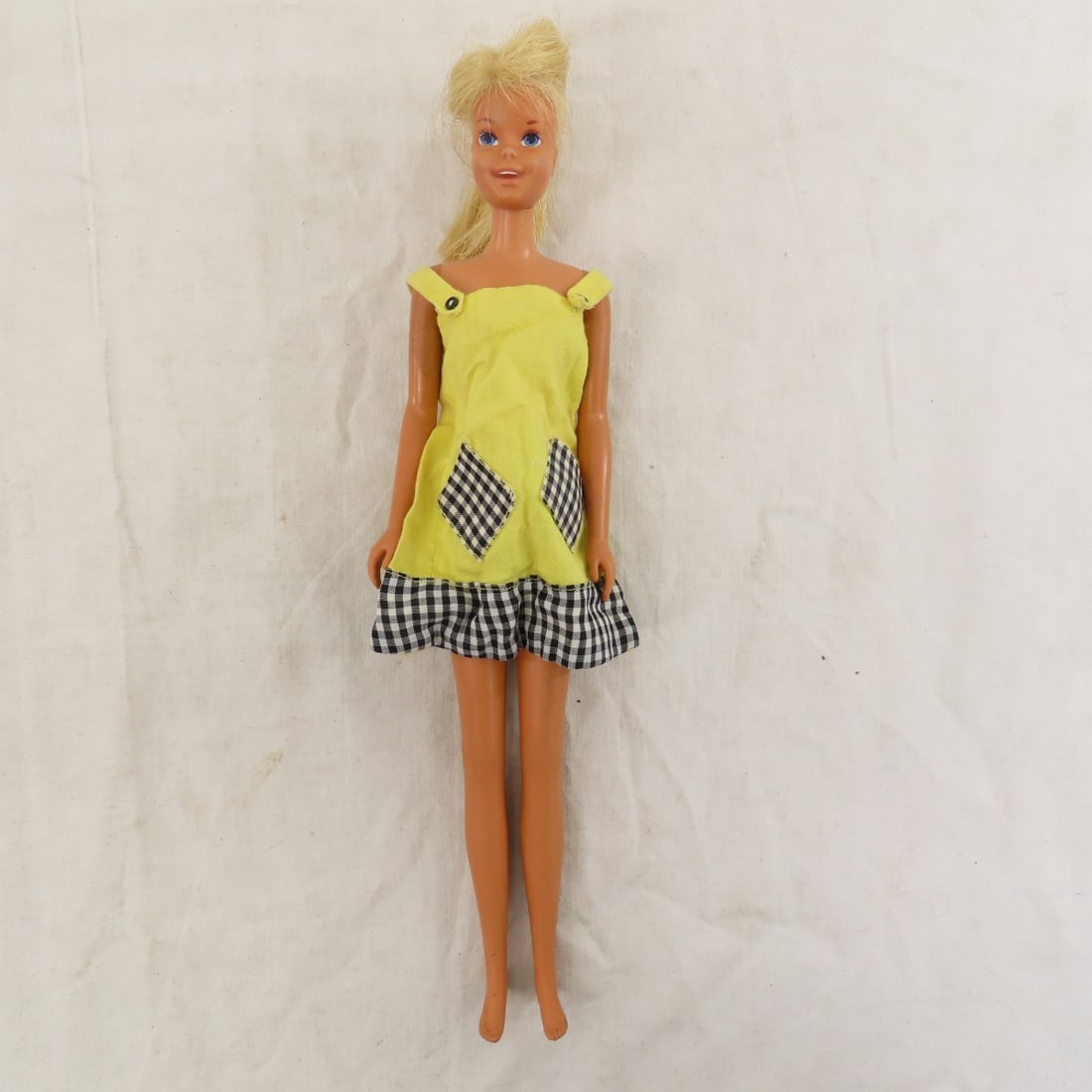 Francie Sun Set Malibu Doll #1068 & PJ Clothes - 2