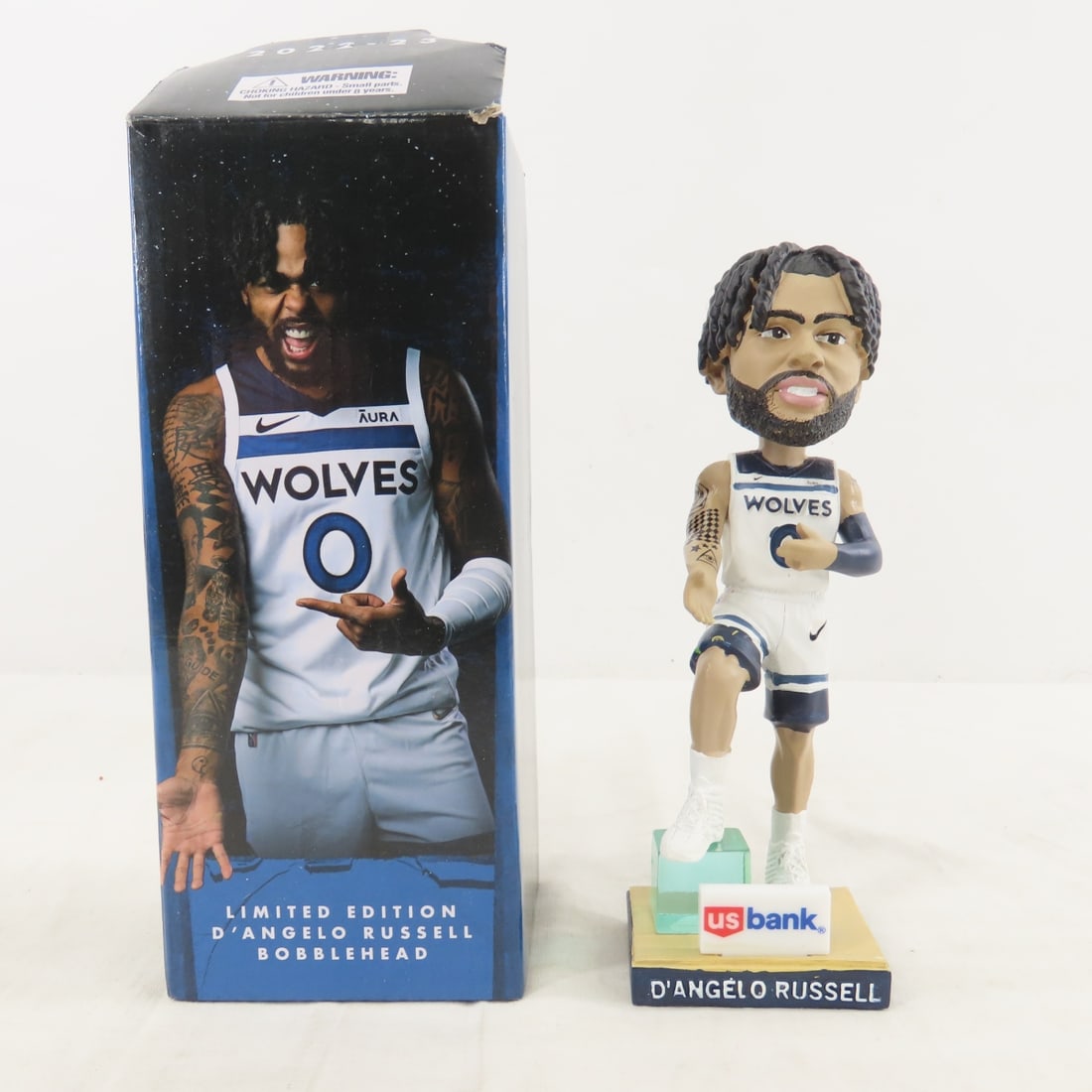 MN Twins, Timberwolves Bobble Heads & Santa - 8