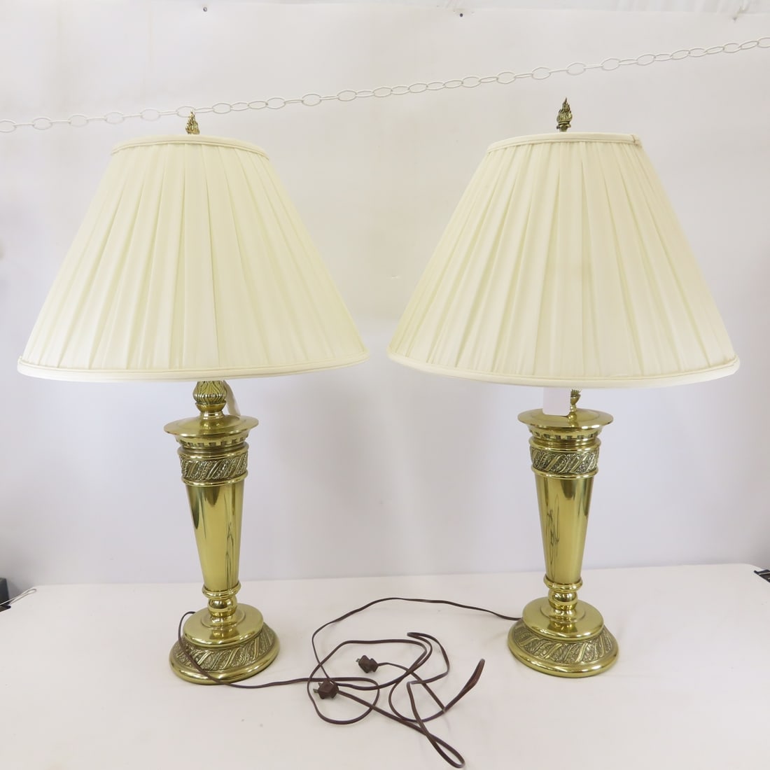 2 Vintage Stiffel 34" 'Sheaf of Wheat' Brass Lamps: 2 Vintage Stiffel 34" 'Sheaf of Wheat' Brass Lamps - Tested: Working, 34" Base to Finial, 20" Diameter Shades, Some Damage to inner Shade Fabric. Shipped in 2 Boxes. Lot #1, 24 x 15 x 8", 27 lbs, Lot