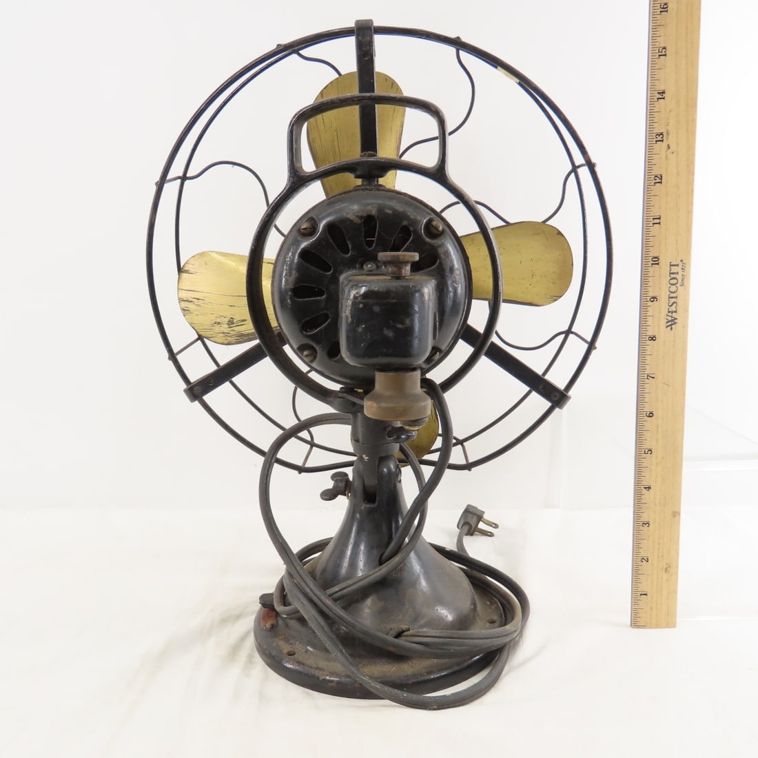 Antique GE Type AOU AB1 Desk Fan, Brass Blades - 5