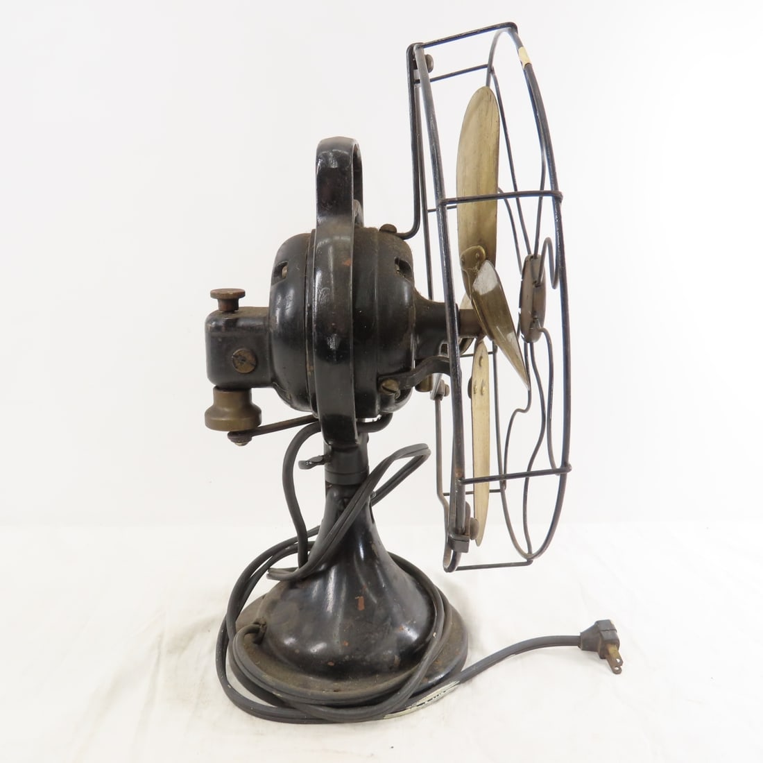 Antique GE Type AOU AB1 Desk Fan, Brass Blades - 6