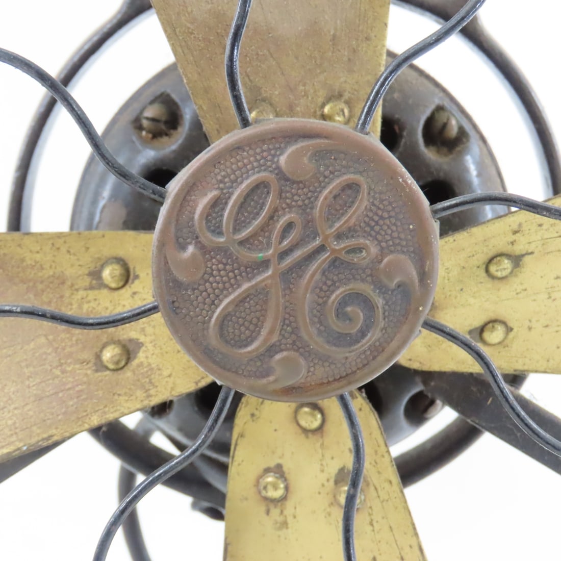 Antique GE Type AOU AB1 Desk Fan, Brass Blades - 7