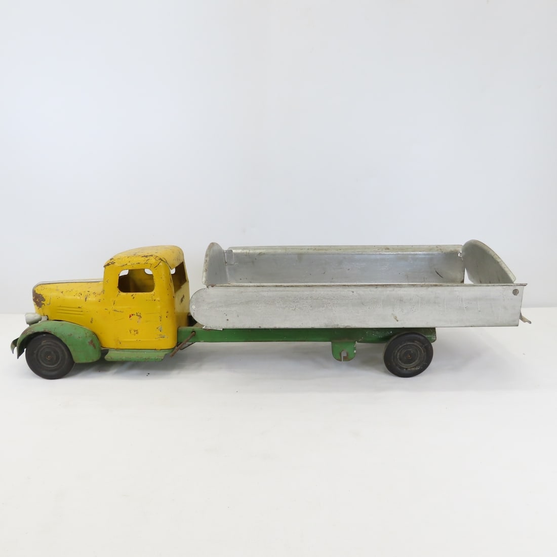 Vintage Turner Pressed Steel Dump Truck - 2