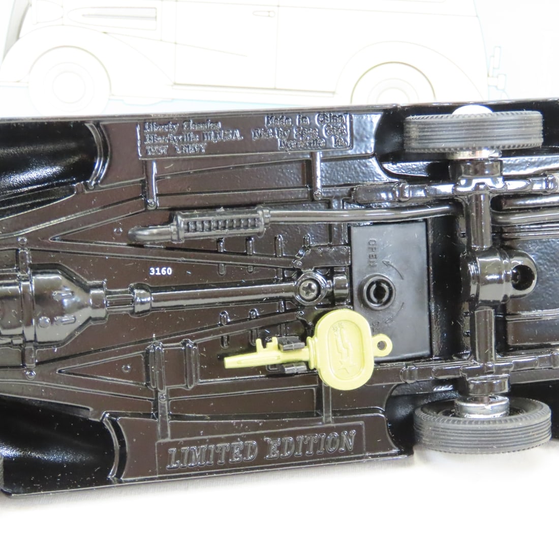 Star Wars, Star Trek Figures, Ertl Silo & More - 18