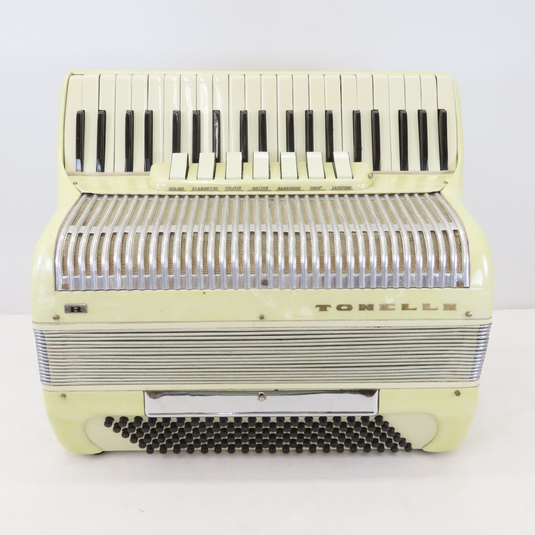 Italian Tonelli R 24 Piano Key Accordion - 2