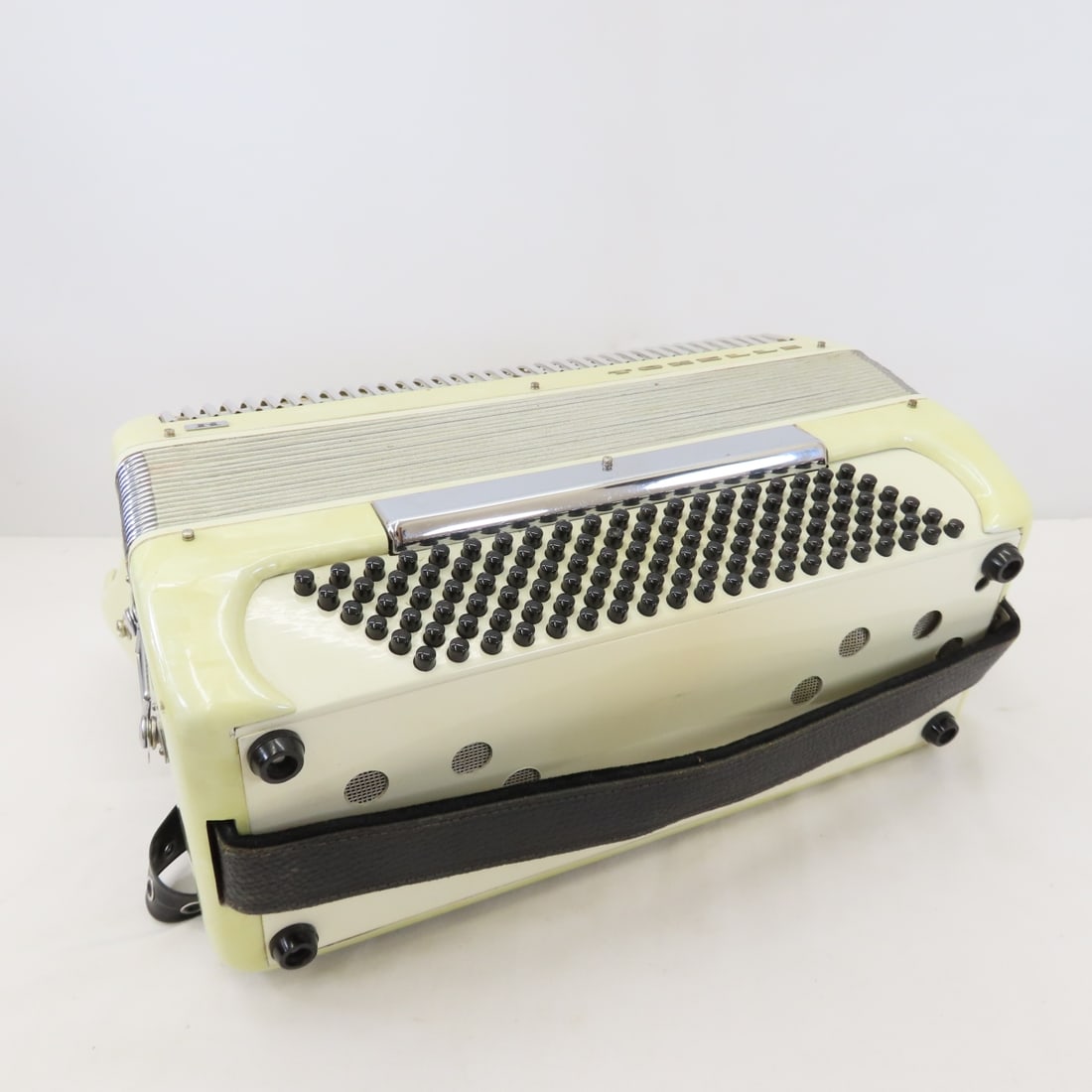 Italian Tonelli R 24 Piano Key Accordion - 9