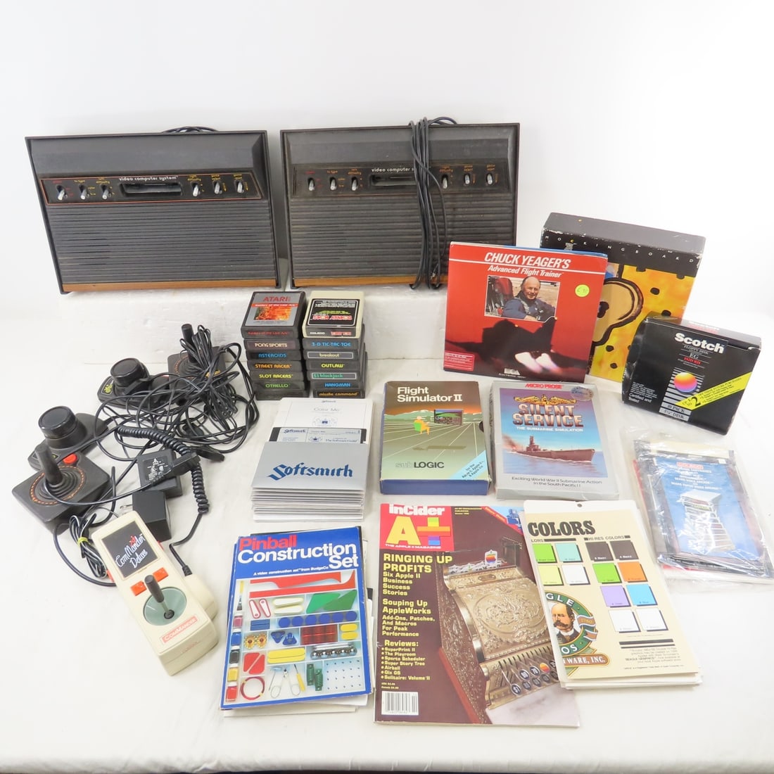 2 Atari 2600 Game Consoles & Softsmith Games (1 of 16)