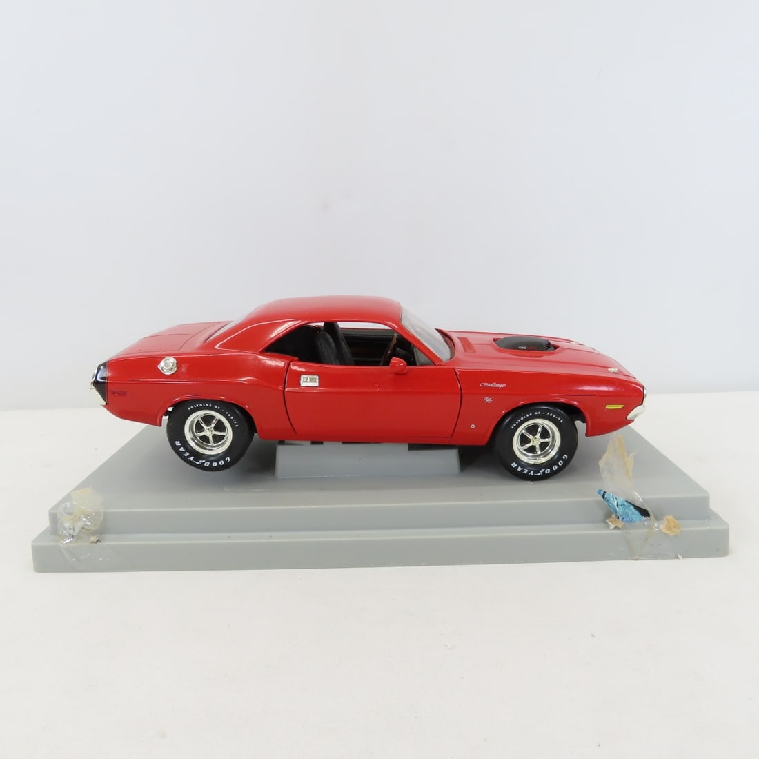 6 Ertl American Muscle 1:18 Scale Diecast Cars - 6
