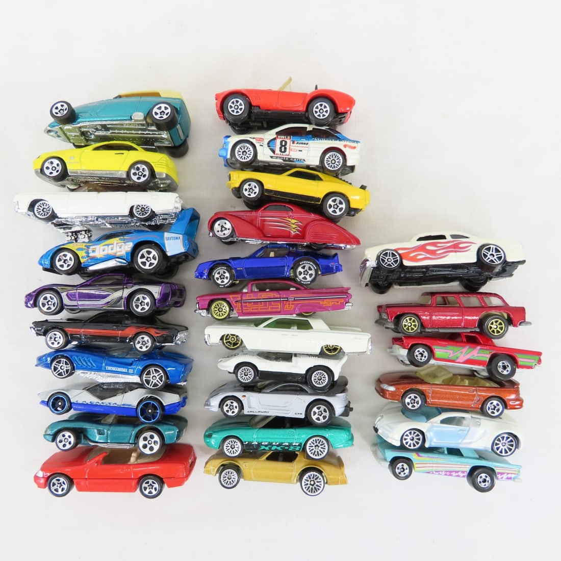 150+ Modern Hot Wheels in Rally & Spinner Cases - 2