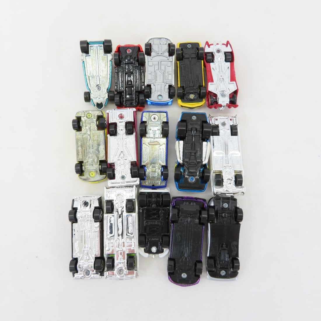 150+ Modern Hot Wheels in Rally & Spinner Cases - 4