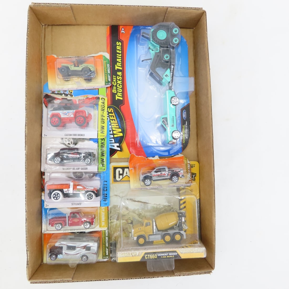 90+ Hot Wheels Cars, Trucks & Service Vehicles - 5