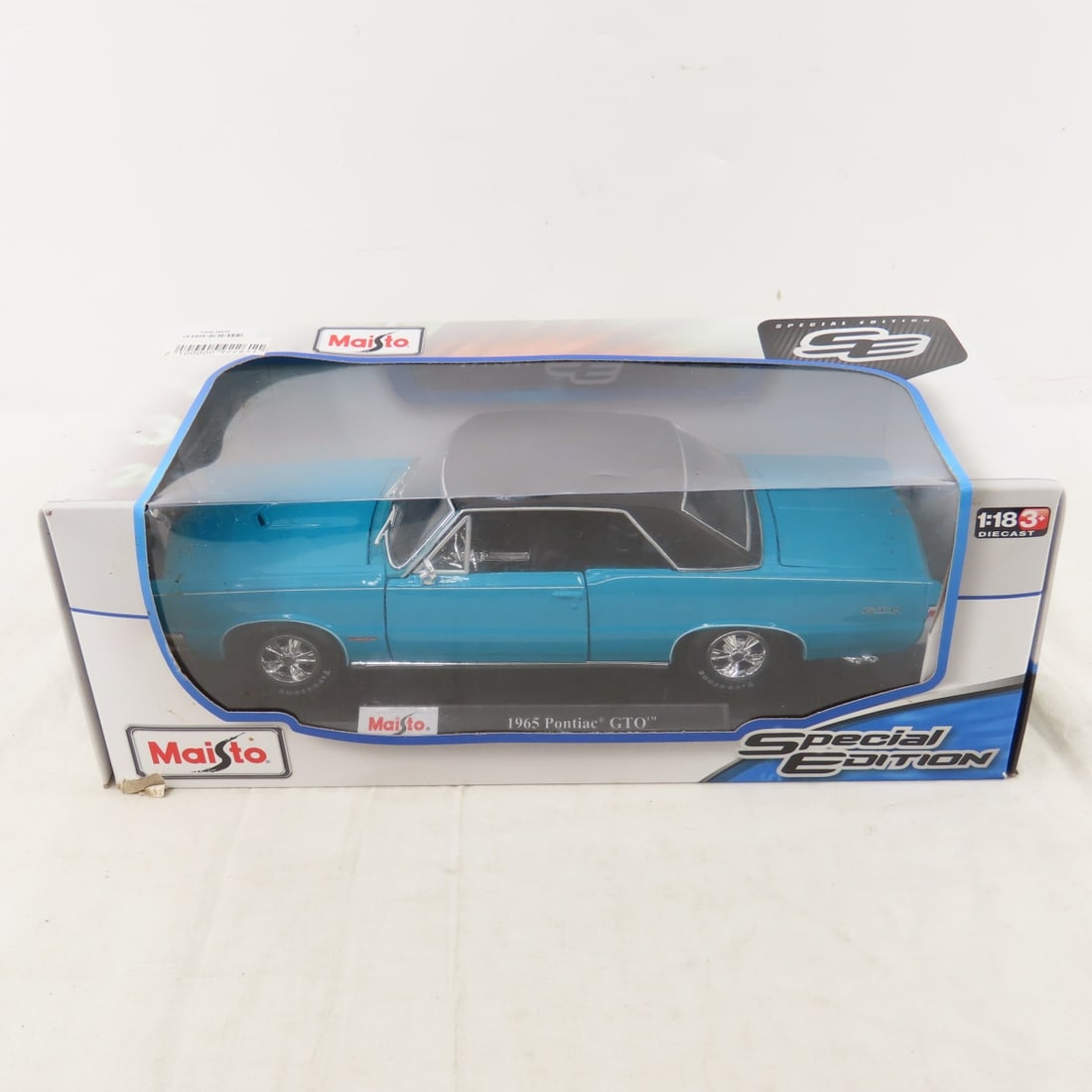 5 Diecast 1:18 Scale Maisto Cars, Firebird & Other - 6