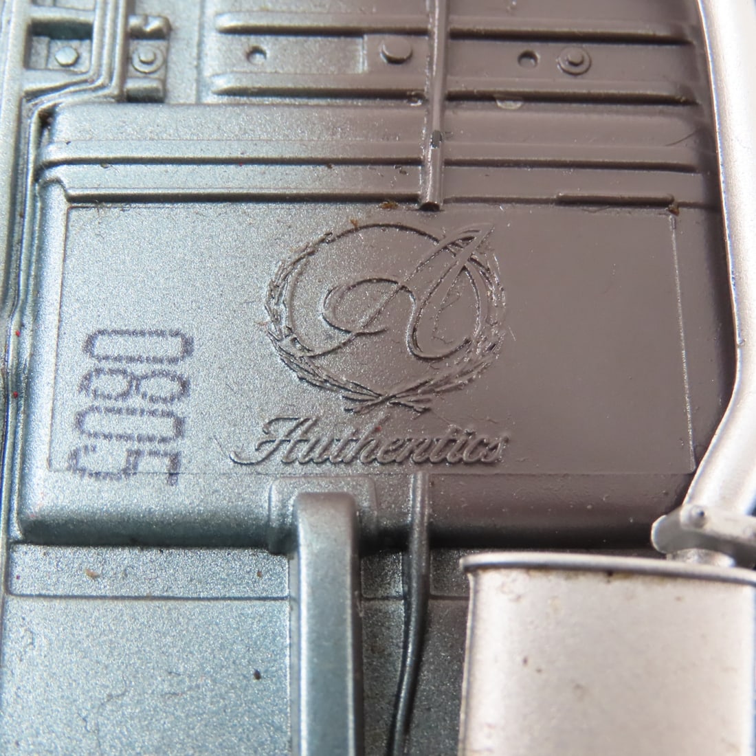 8 Diecast 1:18 Scale Cars & Trucks, Jada & Others - 5