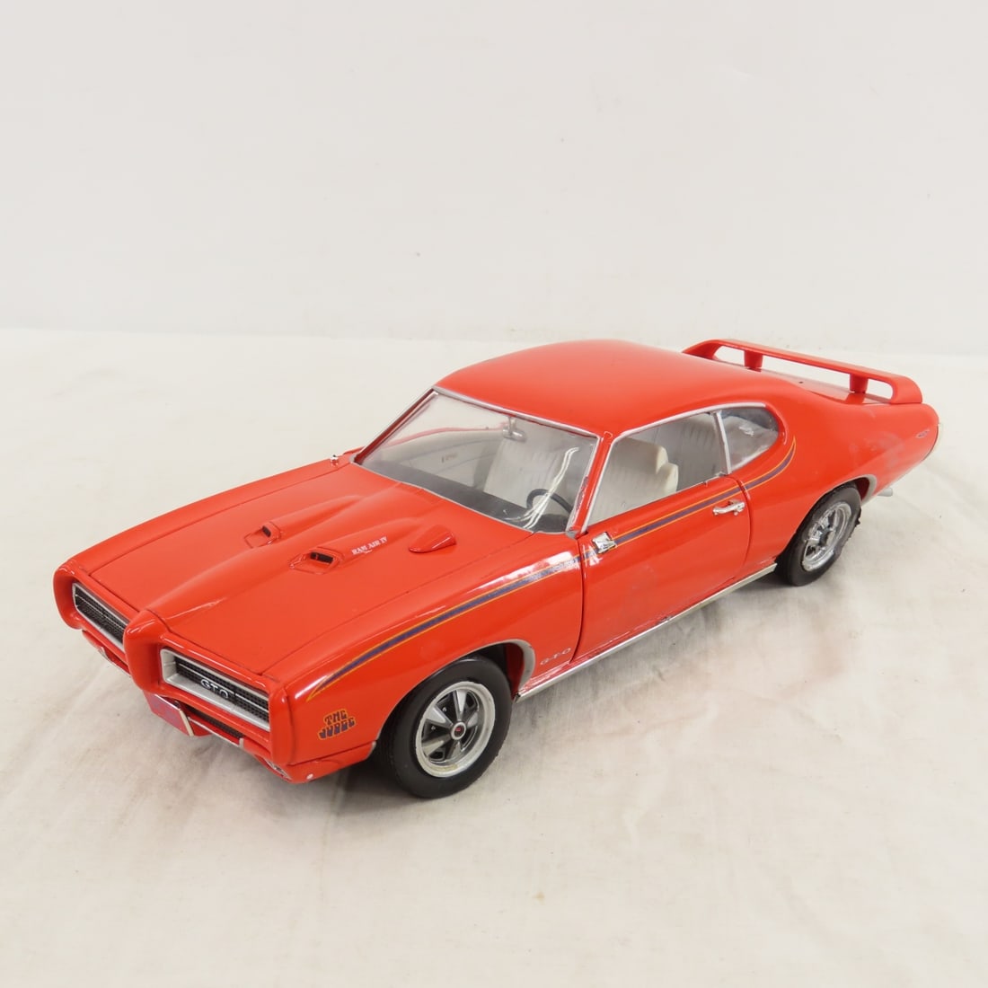 7 Diecast Ertl 1:18 Scale Cars, Cobra & Others - 7