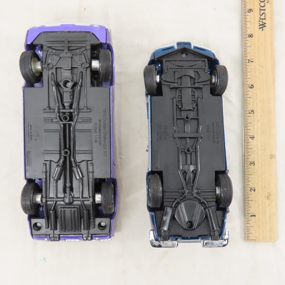 9 Diecast Maisto 1:24 Scale & Other Vehicles - 12