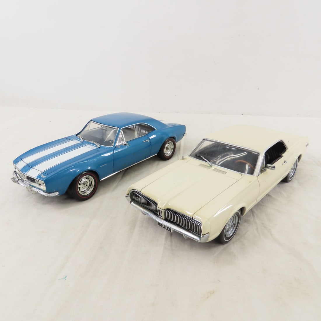 8 Ertl & Other 1:18 Scale Diecast Cars - 13
